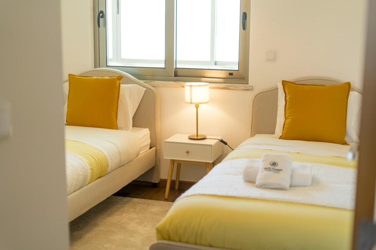 Best Houses 74 - Surfside Lodge Peniche Luaran gambar